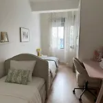 Apartman Junto Al Castillo De Ponferrada, Luminoso Y Tranquilo *